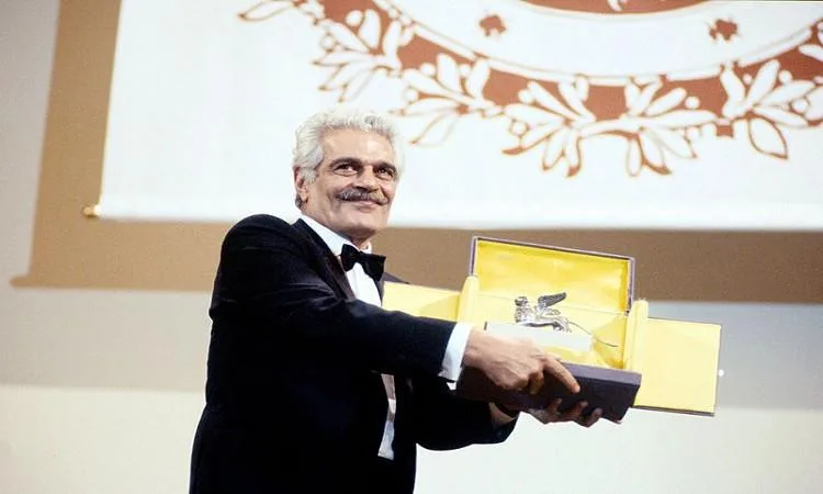 2015: وفاة الفنان الكبير عمر الشريف 2015: وفاة الفنان الكبير عمر الشريف