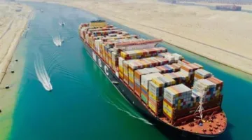 إشادة عالمية بقدرات قناة السويس في التعامل مع الاضطرابات في منطقة البحر الأحمر
