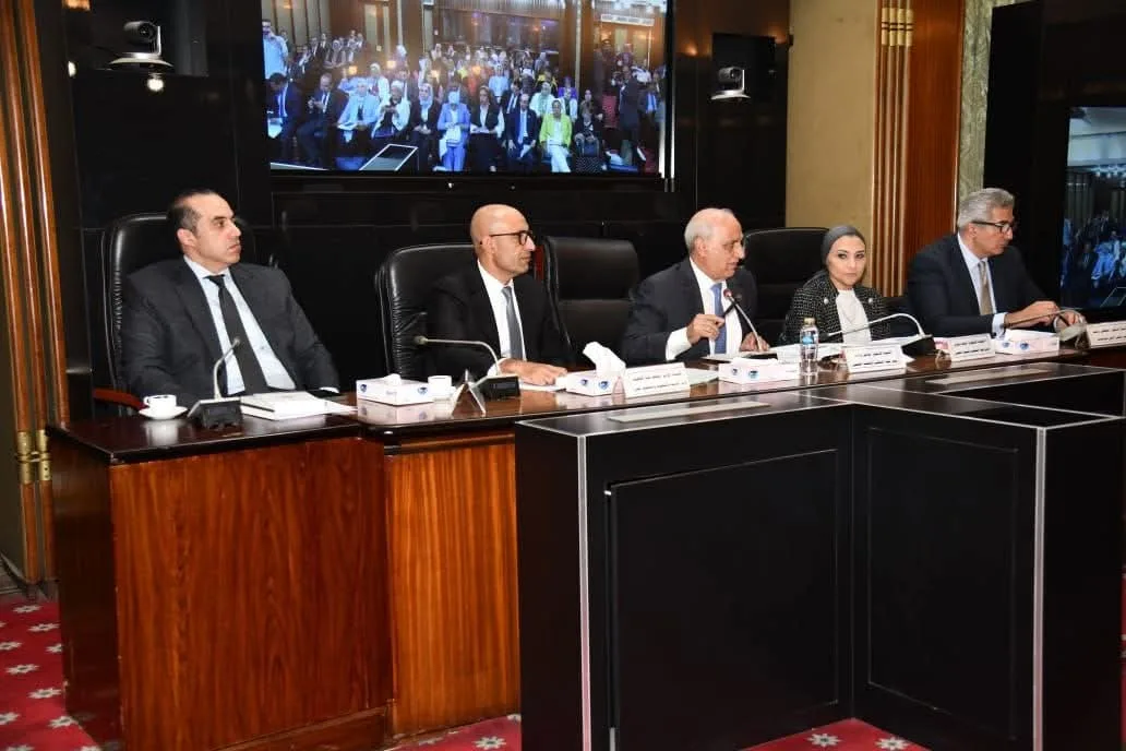 وزير التعليم يعرض خطة تعديل قانون التعليم في البرلمان
