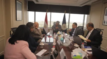 وزير السياحة والآثار يناقش استراتيجية تحسين مسار رحلة العائلة المقدسة في مصر