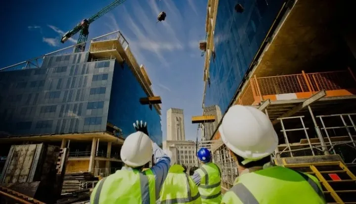 خبير عقاري: زيادة نسبتها 10% في أسعار العقارات بعد ارتفاع الضريبة على أنشطة البناء