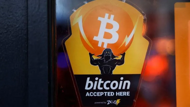 بتكوين تتخطى 109 آلاف دولار.. وارتفاع شامل للعملات الرقمية بزعامة إيثريوم