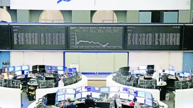 استقرار الأسواق الأوروبية في انتظار نتيجة الاتفاقات التجارية مع الولايات المتحدة