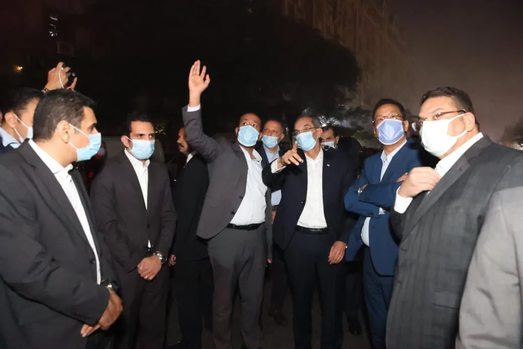 وزير الاتصالات: يزور مبنى سنترال رمسيس ويشرف على جهود “استعادة خدمات الاتصالات” المتضررة من الحريق وزير الاتصالات: يزور مبنى سنترال رمسيس ويشرف على جهود “استعادة خدمات الاتصالات” المتضررة من الحريق