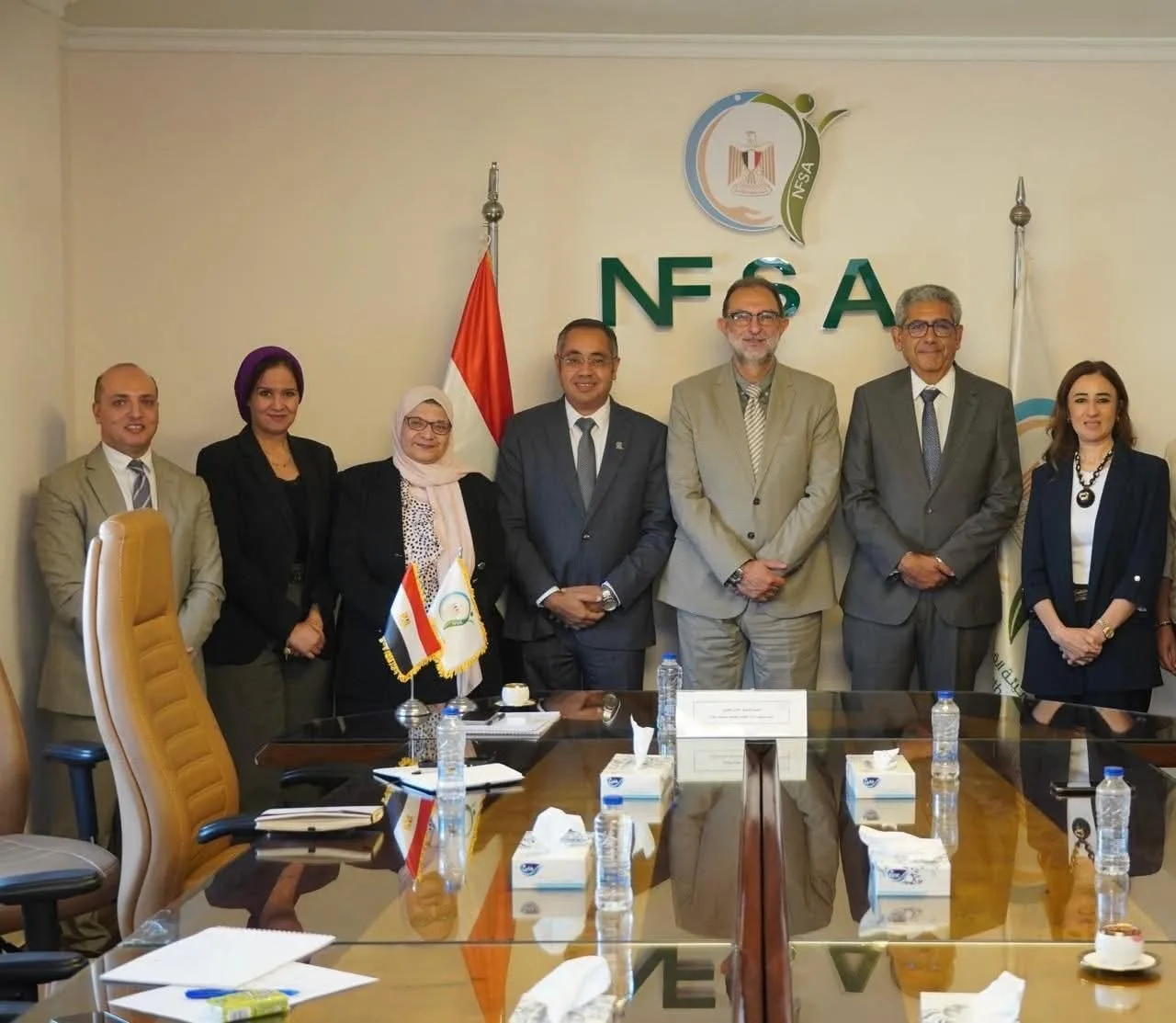 سلامة الغذاء تتعاون مع الجامعة الأمريكية لتطوير برامج تدريبية متخصصة وتعزيز كفاءات المفتشين