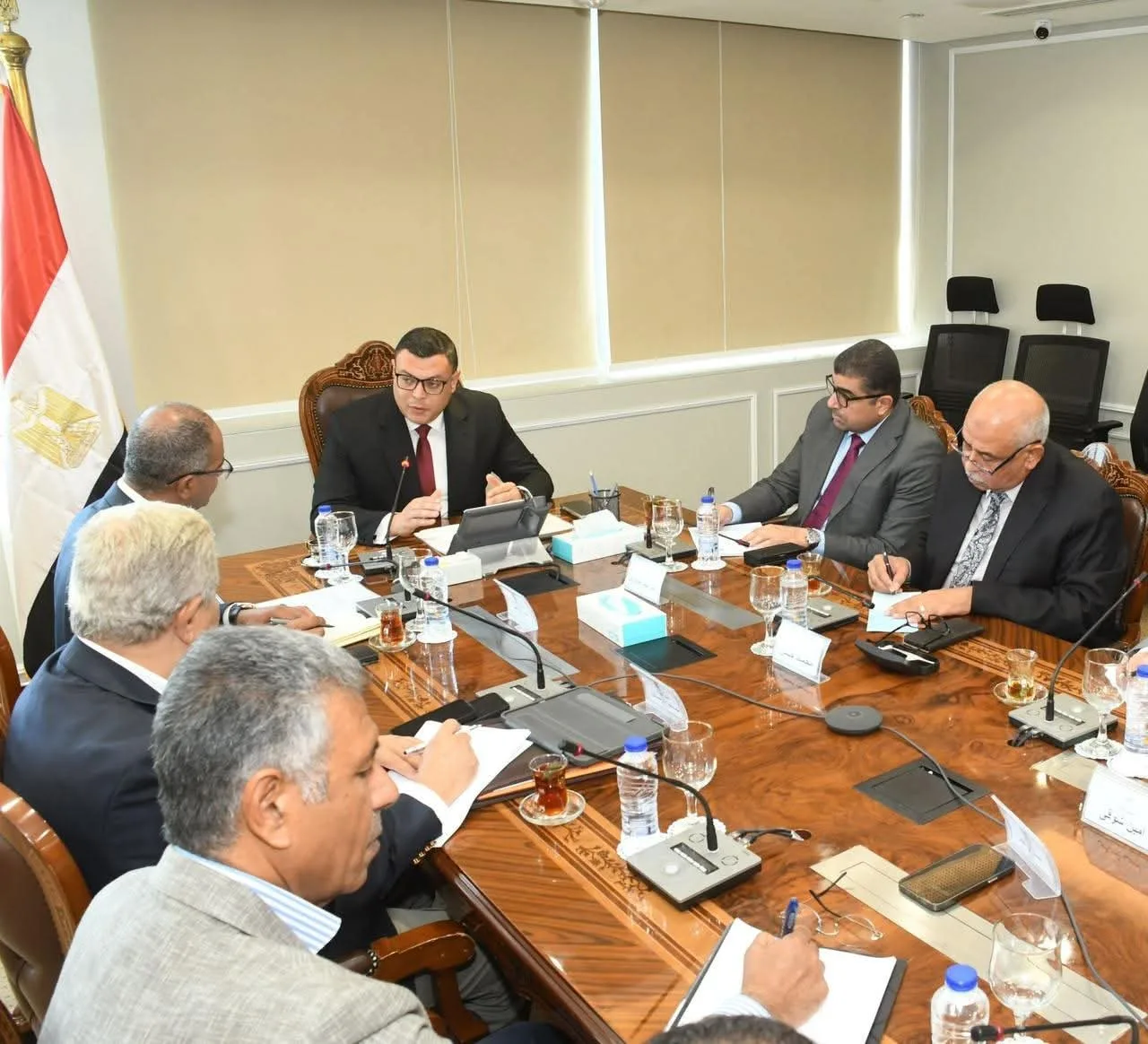 “الشربيني” يراقب تطورات عدد من مشاريع مياه الشرب والصرف الصحي في المحافظات.