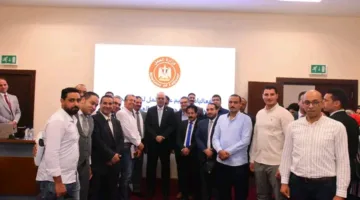 وزارة العمل توزع عقودًا جديدة لذوي الاحتياجات الخاصة وتعرض تفاصيل قانون العمل الجديد في ندوة توعوية بالعاصمة الإدارية.