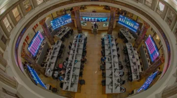 زيادة مؤشر قطاع العقارات في البورصة بنسبة 0.77% عند نهاية التداولات