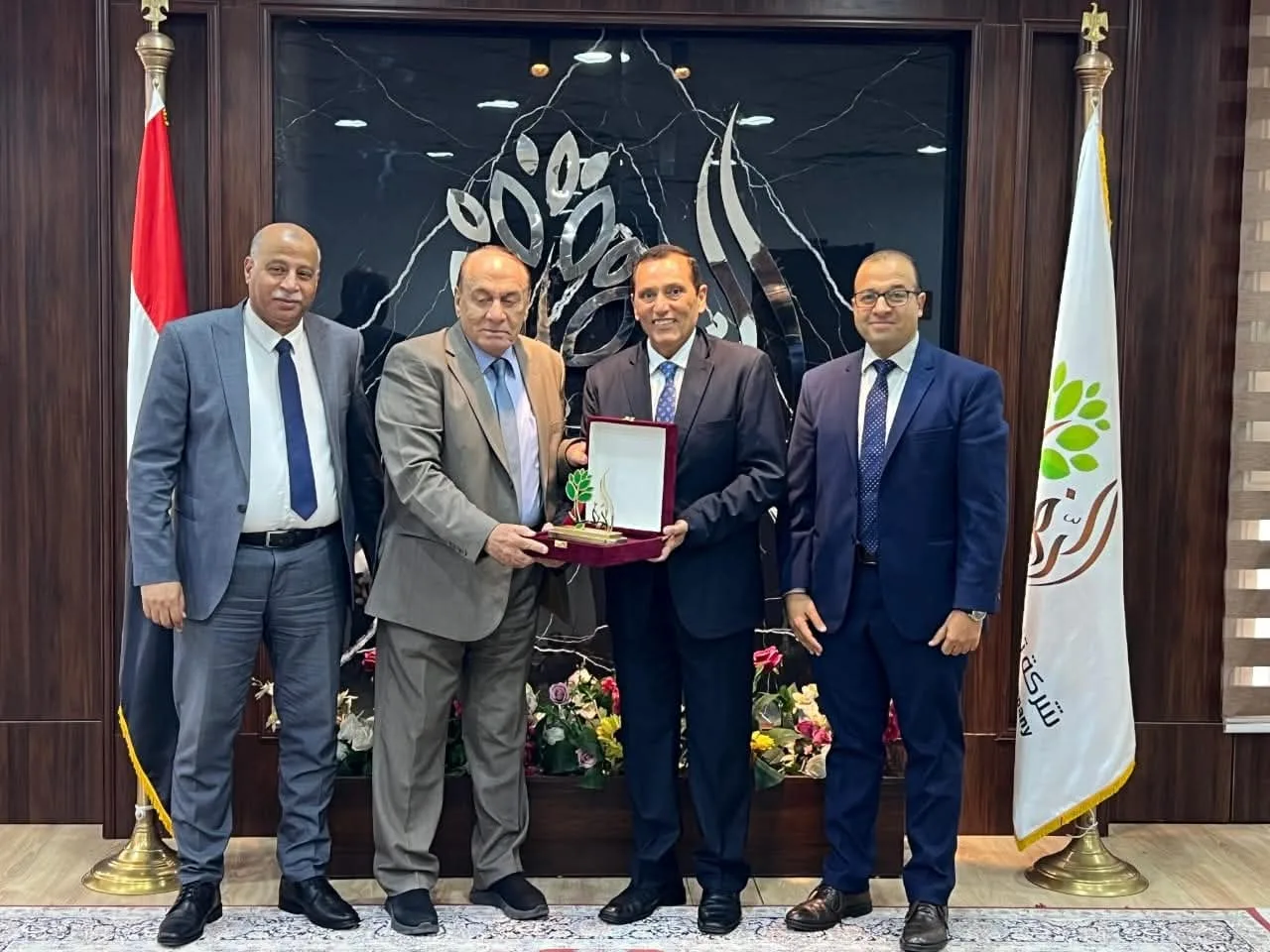 “الريف المصري” تستكشف شراكة مع “نات إنيرجي الخرافي” في مشاريع الطاقة والزراعة التعاقدية.