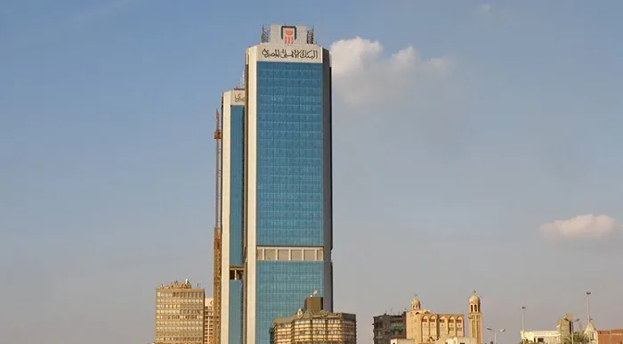البنك الأهلي يزيد تمويلاته لـ«تساهيل» إلى 2.85 مليار جنيه لتعزيز المشروعات الصغيرة جداً البنك الأهلي يزيد تمويلاته لـ«تساهيل» إلى 2.85 مليار جنيه لتعزيز المشروعات الصغيرة جداً
