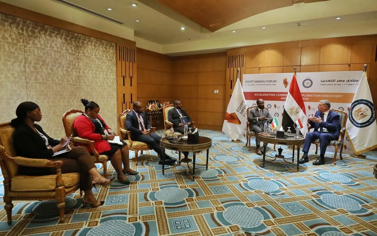 وزير البترول في مصر وغينيا الاستوائية يتناولان سبل تعزيز التعاون في مجالات التعدين واستكشاف النفط والغاز وزير البترول في مصر وغينيا الاستوائية يتناولان سبل تعزيز التعاون في مجالات التعدين واستكشاف النفط والغاز