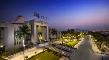 جامعة مصر للعلوم والتكنولوجيا تطلق العام الدراسي الجديد بأفضل البرامج التعليمية