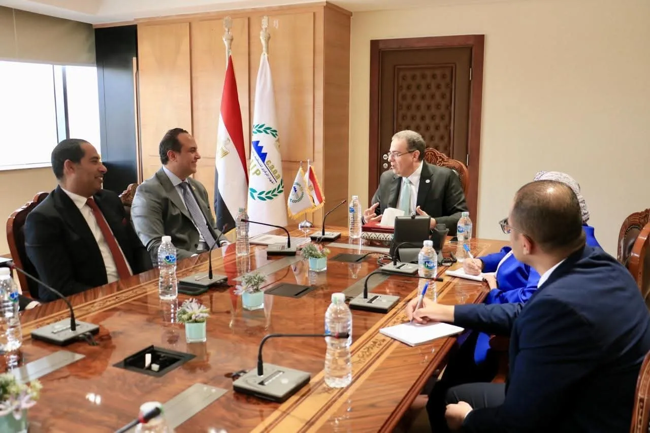 “التنظيم والإدارة” و”الرعاية الصحية” يتعاونان لتحديث الهيكل التنظيمي من أجل تعزيز التأمين الصحي الشامل