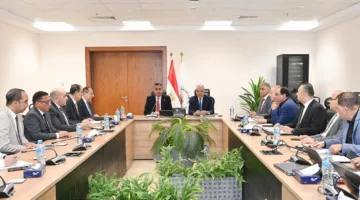 وزارتي الري والتموين تستطلع سبل تحسين مصانع السكر لحماية الموارد المائية وتعزيز التوازن البيئي