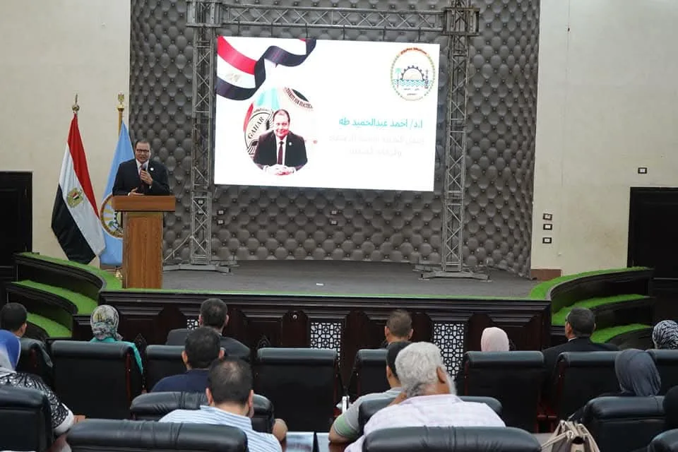 رئيس “هيئة الاعتماد والرقابة الصحية”: بدء المرحلة الثانية من نظام التأمين الصحي الشامل رئيس “هيئة الاعتماد والرقابة الصحية”: بدء المرحلة الثانية من نظام التأمين الصحي الشامل