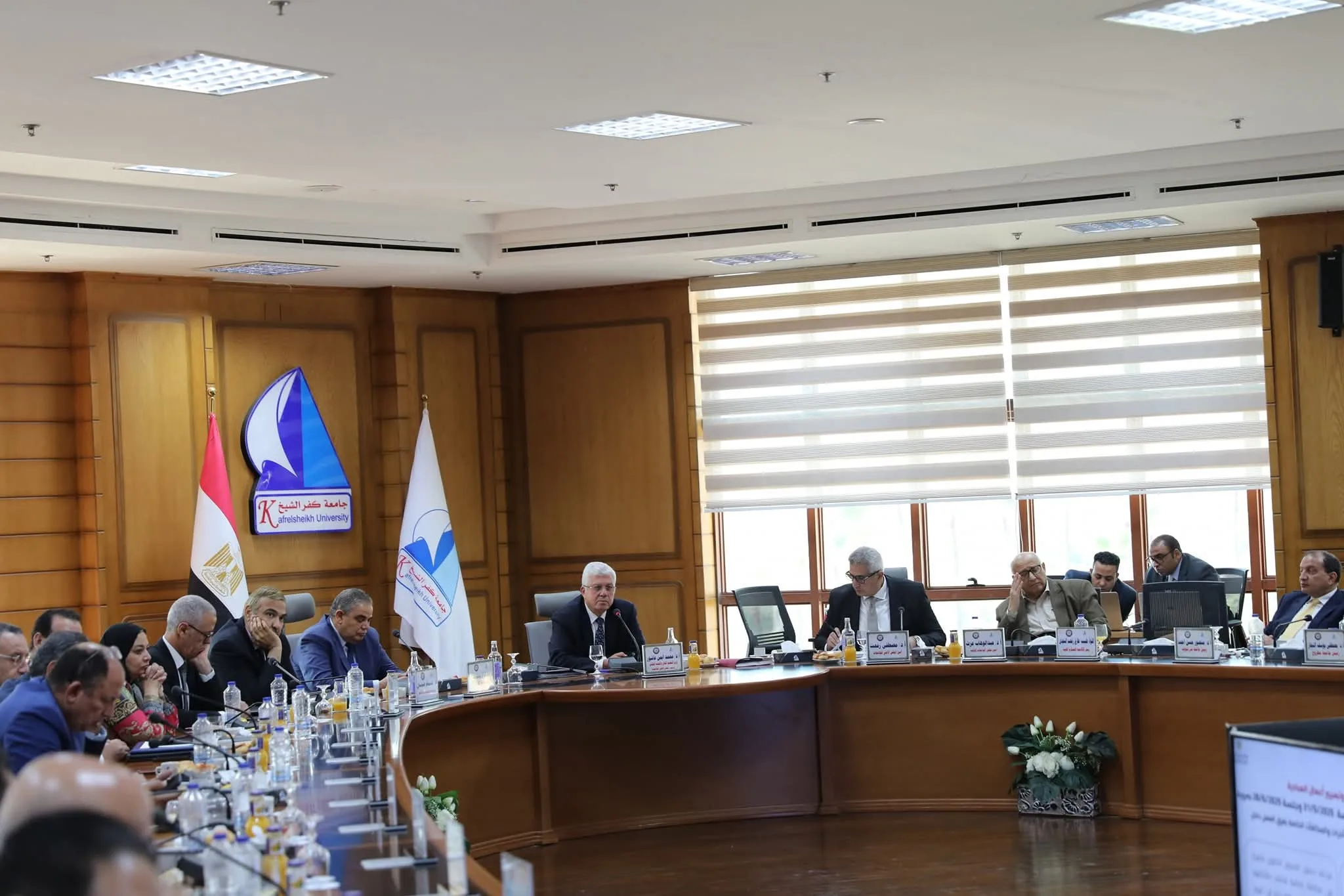 وزير التعليم العالي يترأس اجتماع المجلس الجامعي الأعلى في جامعة كفر الشيخ