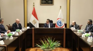 وزير الصحة يلتقي برئيس اتحاد الصناعات الدوائية الإيطالية لاستكشاف أوجه التعاون المتبادل.