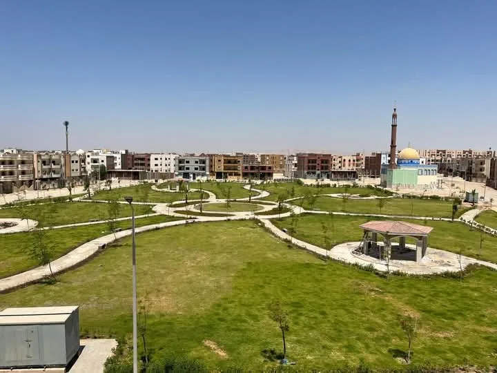 الشربيني يراقب تقدم المشاريع السكنية والبنية التحتية والتطوير في عدة مدن بصعيد مصر الشربيني يراقب تقدم المشاريع السكنية والبنية التحتية والتطوير في عدة مدن بصعيد مصر