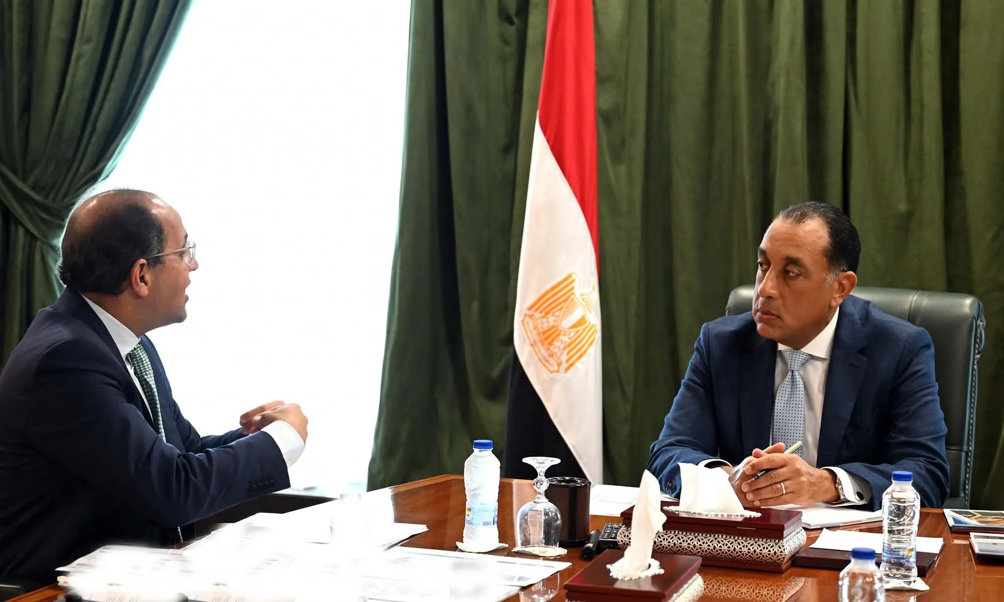 “مدبولي” يتواصل مع وزير المالية حول وضع سداد مستحقات المصدرين “مدبولي” يتواصل مع وزير المالية حول وضع سداد مستحقات المصدرين