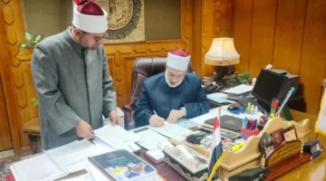 ثمانمئة طالب يتنافسون في فنون النسخ والزخرفة.. الأزهر يعلن نتائج اختبارات رواق الخط العربي في المحافظات.