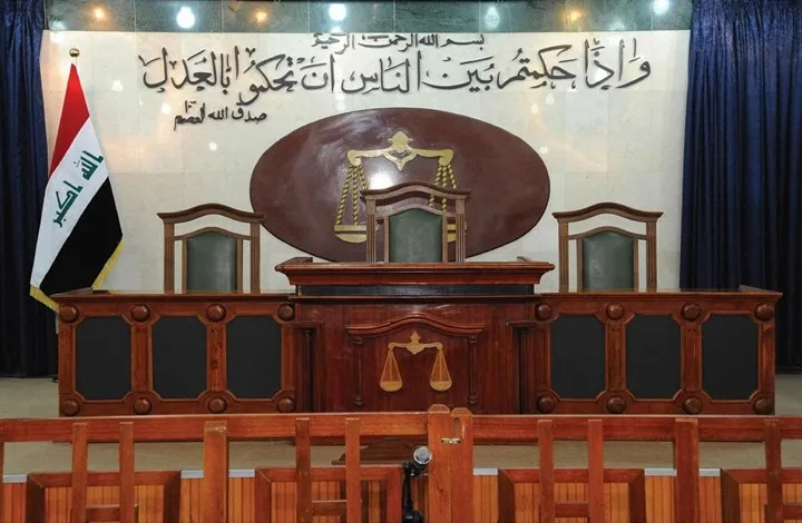 العراق: محكمة التمييز توافق على مذكرة اعتقال لمحلل سياسي بتهمة الاحتيال.