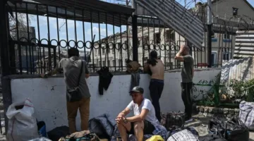 25 ضحية في غارات روسية على أوكرانيا بعد مهلة ترامب