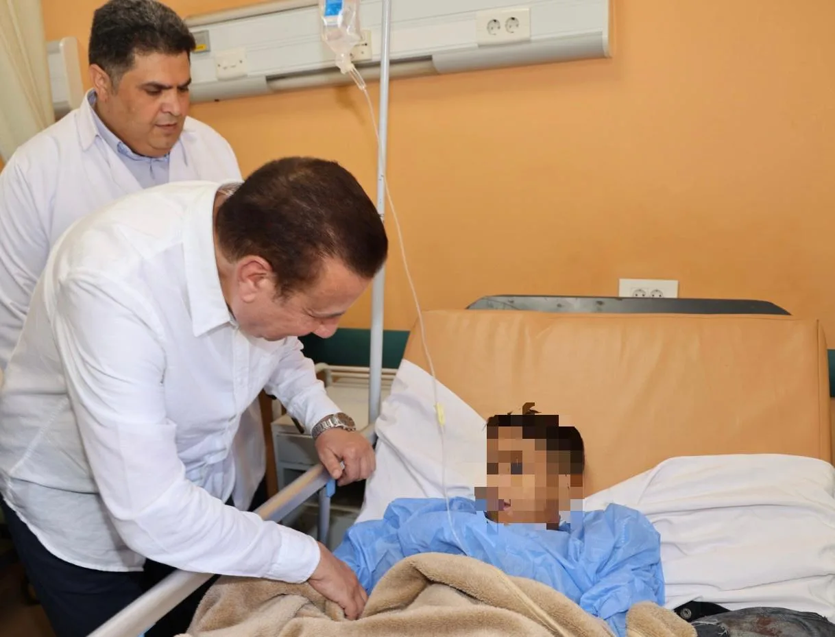 بعد الحادث الأليم.. محافظ المنوفية يتفقد حالة المصابين في مستشفى الباجور العام بعد الحادث الأليم.. محافظ المنوفية يتفقد حالة المصابين في مستشفى الباجور العام