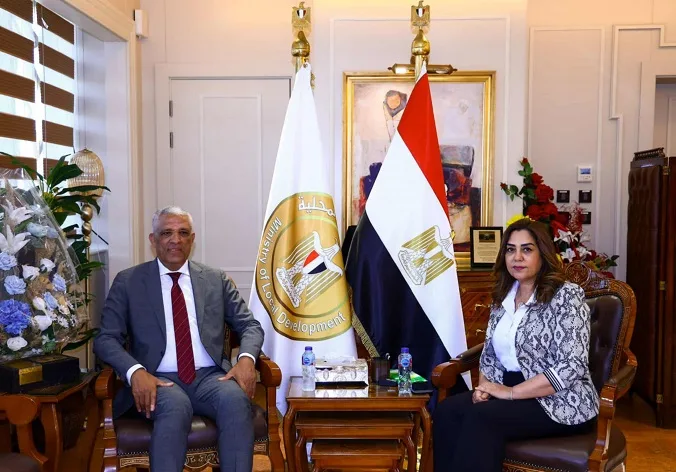 اجتماع تنسيقي في العاصمة الإدارية بين وزيرة التنمية المحلية ونائب رئيس محلية النواب لمناقشة خدمات الجيزة اجتماع تنسيقي في العاصمة الإدارية بين وزيرة التنمية المحلية ونائب رئيس محلية النواب لمناقشة خدمات الجيزة