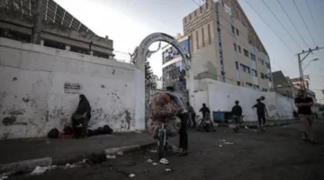 مدير مستشفى المعمداني: استهداف الاحتلال للكنيسة في دير اللاتين يزيد من تفاقم الأزمة الإنسانية.