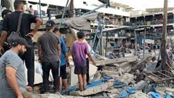 3 شهداء، منهم طفل، في غارة إسرائيلية على منزل ومدرسة تأوي النازحين شمال غزة 3 شهداء، منهم طفل، في غارة إسرائيلية على منزل ومدرسة تأوي النازحين شمال غزة