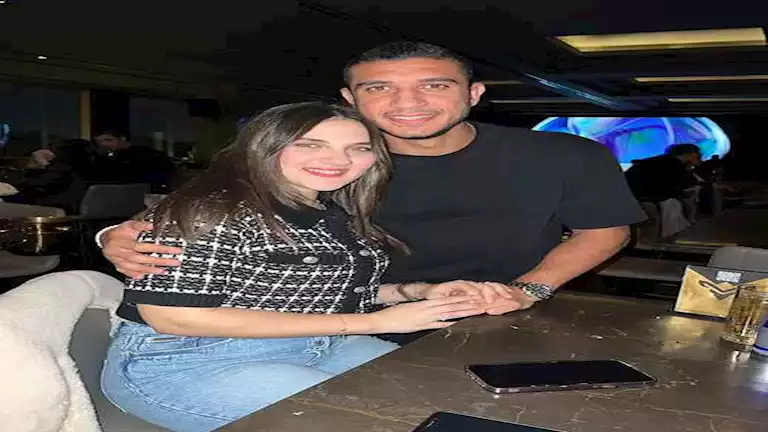 3 صور رومانسية لرامي ربيعة مع شريكة حياته 3 صور رومانسية لرامي ربيعة مع شريكة حياته
