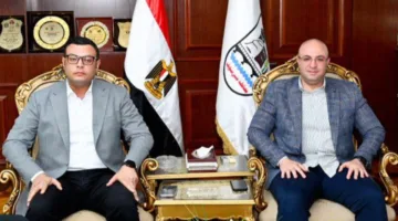 وزير الإسكان يناقش مع محافظ بني سويف تقدم مشروعات “حياة كريمة” ويشدد على إزالة العوائق لإتمام الأعمال في أسرع وقت ممكن.