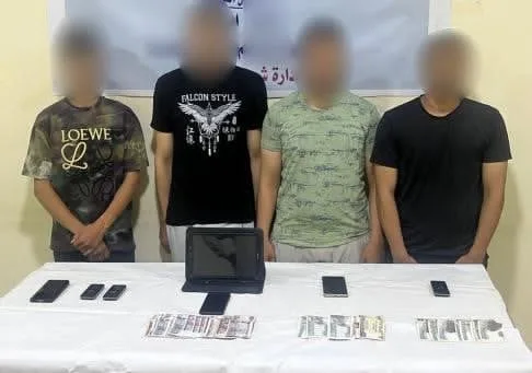 إلقاء القبض على مجموعة تمثل موظفي بنوك وتسرق معلومات بطاقات المواطنين في المنيا إلقاء القبض على مجموعة تمثل موظفي بنوك وتسرق معلومات بطاقات المواطنين في المنيا