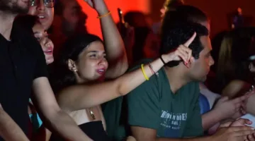 أنغام تثير إعجاب الحضور في مهرجان العلمين.. والجمهور يطالبها: “غني أكتبلك تعهد”