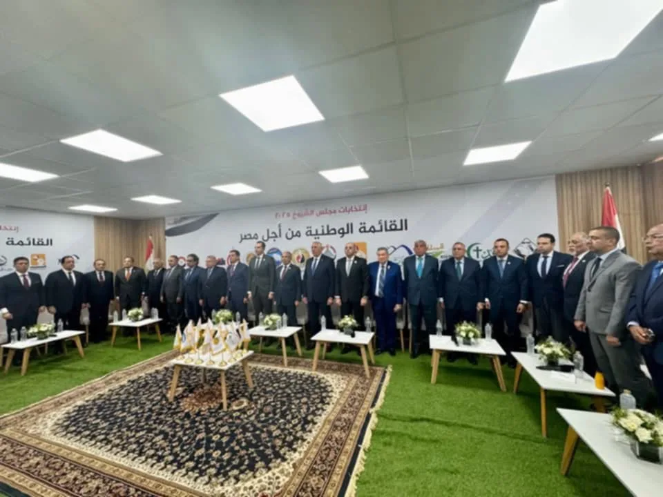 علاء عابد يتحدث عن تحالف القائمة الوطنية: تنسيق 12 حزباً في إطار موحد يعزز نموذجاً ديمقراطياً فريداً في المنطقة. علاء عابد يتحدث عن تحالف القائمة الوطنية: تنسيق 12 حزباً في إطار موحد يعزز نموذجاً ديمقراطياً فريداً في المنطقة.