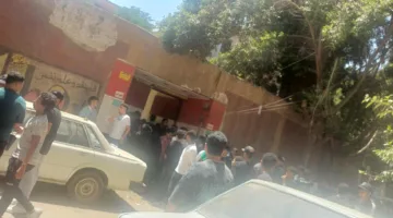 توافد طلاب المرحلة الثانوية إلى لجان عين شمس لأداء امتحان الرياضيات المتقدمة