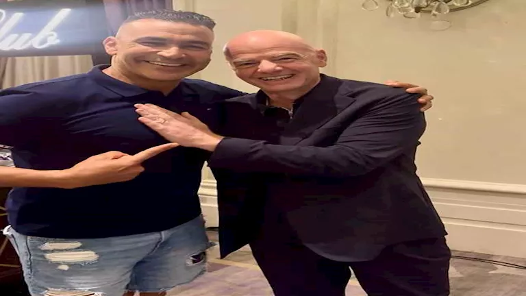 4 صور لعصام الحضري مع رئيس الفيفا إنفانتينو