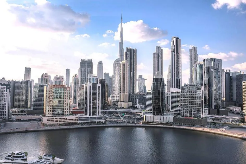 4,133 صفقة عقارية بـ 12 مليار درهم في دبي خلال أسبوع 4,133 صفقة عقارية بـ 12 مليار درهم في دبي خلال أسبوع