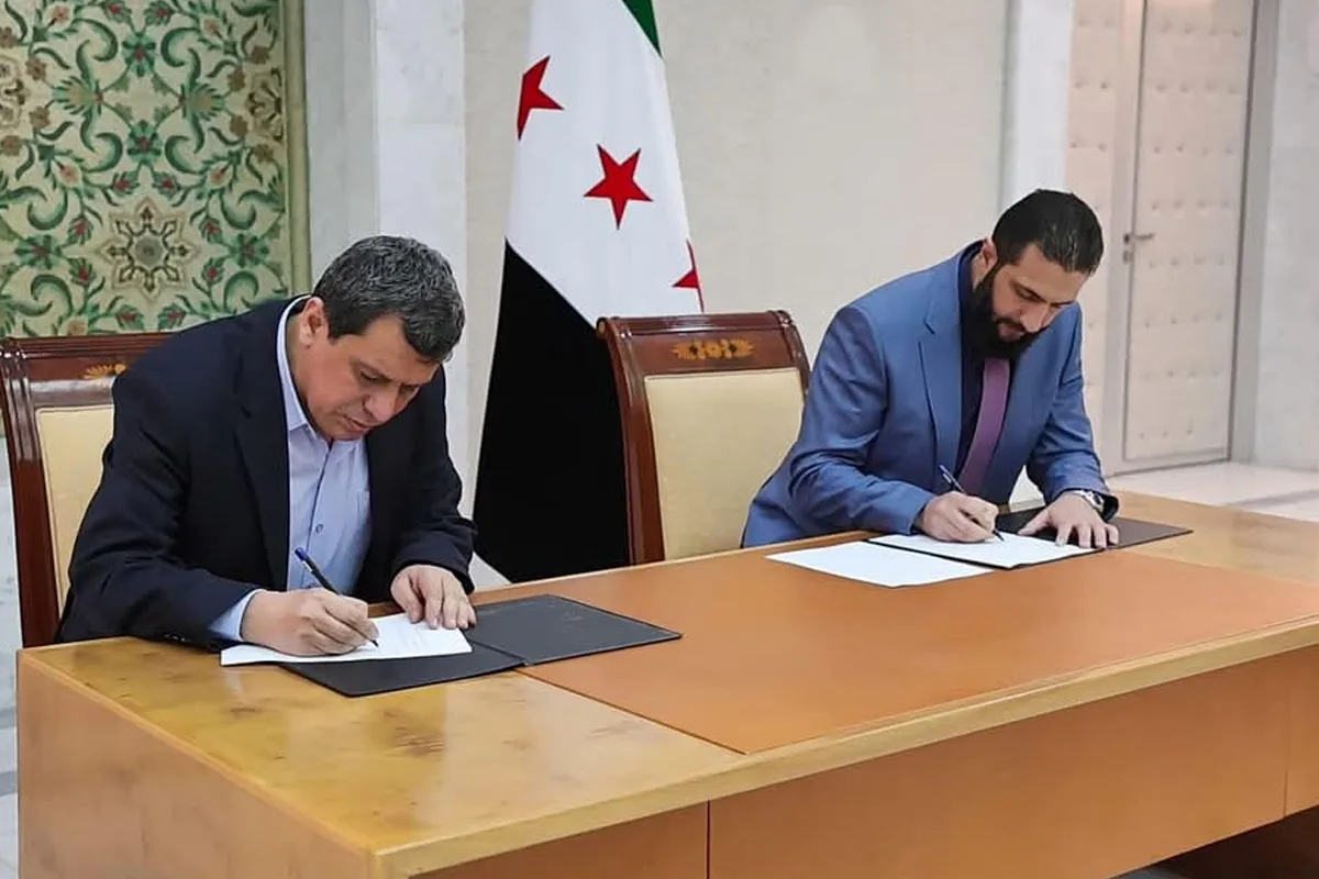 الحكومة السورية تعبر عن ترحيبها بعقد لقاء مع «قسد» في العاصمة دمشق