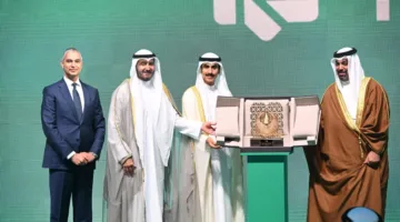 بيت التمويل الكويتي يقدم الهوية البصرية الجديدة للبنك الأهلي المتحد.