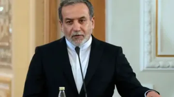 عراقجي: نؤكد على دعمنا لسيادة ووحدة أراضي سوريا وسنظل دائمًا بجانب الشعب السوري.