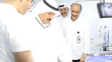 العوضي يفتتح مركز الرعاية الصحية في منفذ النويصيب