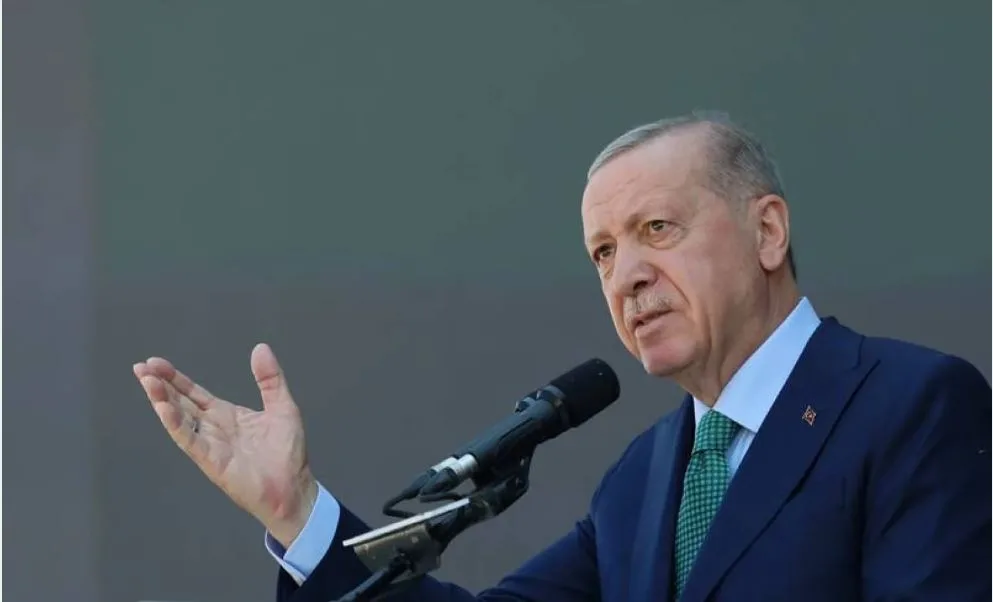 أردوغان يبرز أهمية تحرك المجتمع الدولي لإيجاد حل سريع للأزمة الإنسانية في غزة. أردوغان يبرز أهمية تحرك المجتمع الدولي لإيجاد حل سريع للأزمة الإنسانية في غزة.