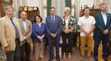 نائب رئيس جامعة القاهرة للدراسات العليا يستقبل وفدًا من الكليات المركزية في فرنسا