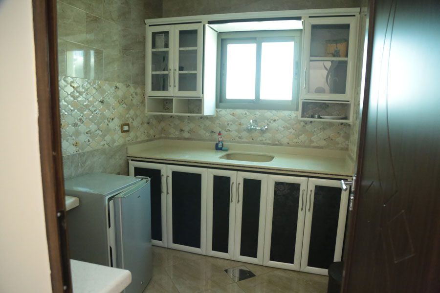 Rawan Residence Tyros