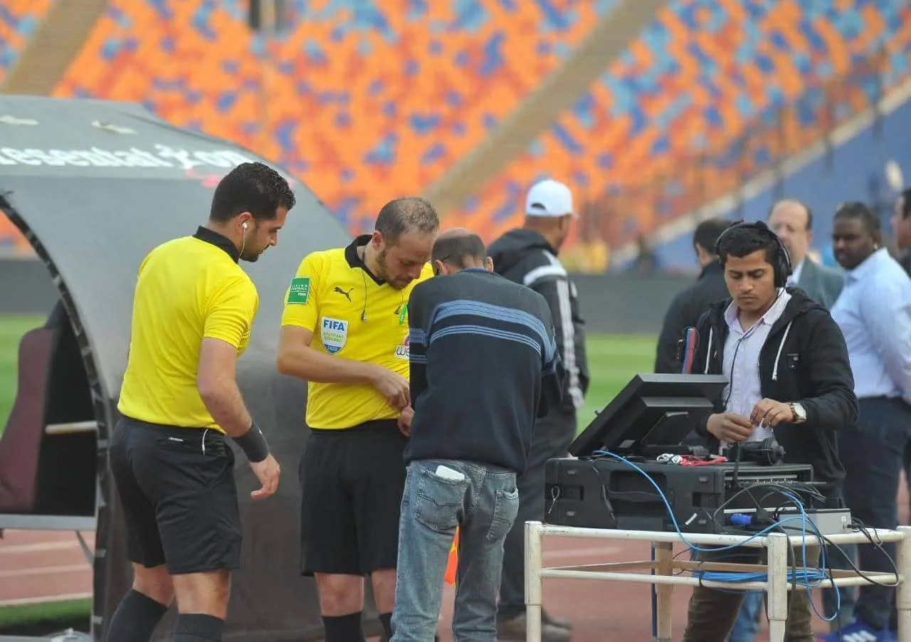 تجاوز 40 اختبارًا للالتحاق بدورة الحصول على رخصة تقنية VAR تجاوز 40 اختبارًا للالتحاق بدورة الحصول على رخصة تقنية VAR