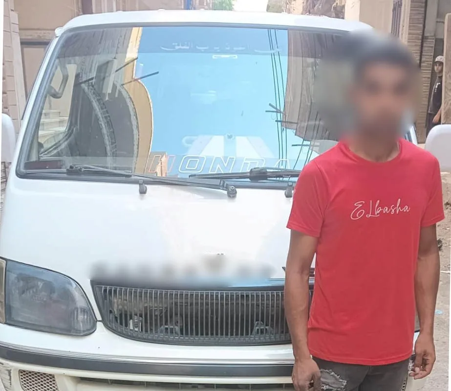القبض على سائق ميكروباص بتهمة القيادة عكس الاتجاه في القليوبية