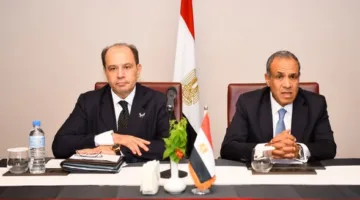 وزير الخارجية ووزير الهجرة يلتقيان بممثلي الجالية المصرية في النيجر