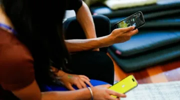 5 دول أوروبية تجري اختبارات على تطبيق جديد للتحقق من الأعمار لحماية الأطفال على الإنترنت