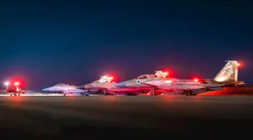 50 صاروخًا وقنبلة ألقتها الطائرات الإسرائيلية خلال الهجوم على اليمن.